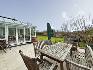 Photo 19- click for photo gallery